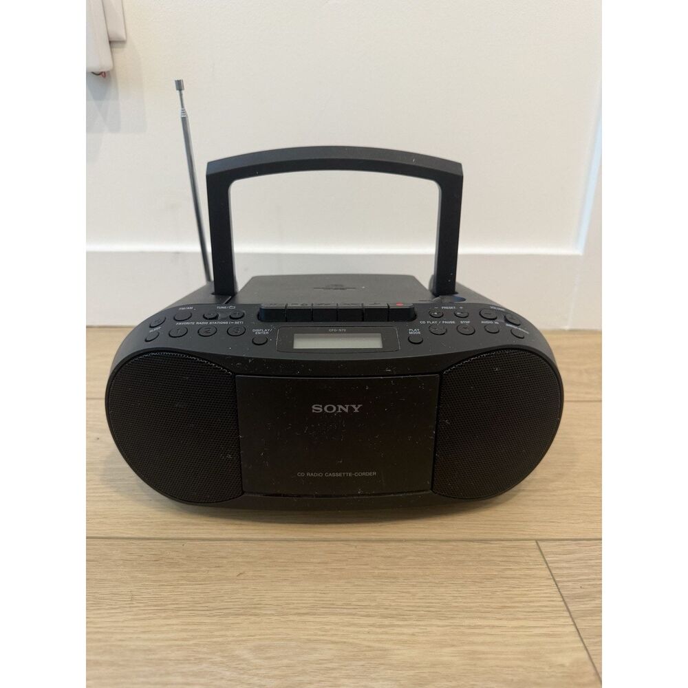 Sony CFD-S70 Boombox CD Cassette AM FM Radio Aux Input AC DC Tested